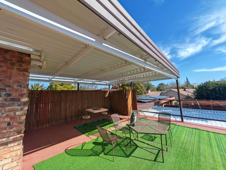 6 Bedroom Property for Sale in Dan Pienaar Free State